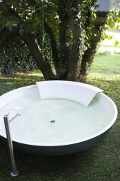 Agape vasca Ufo