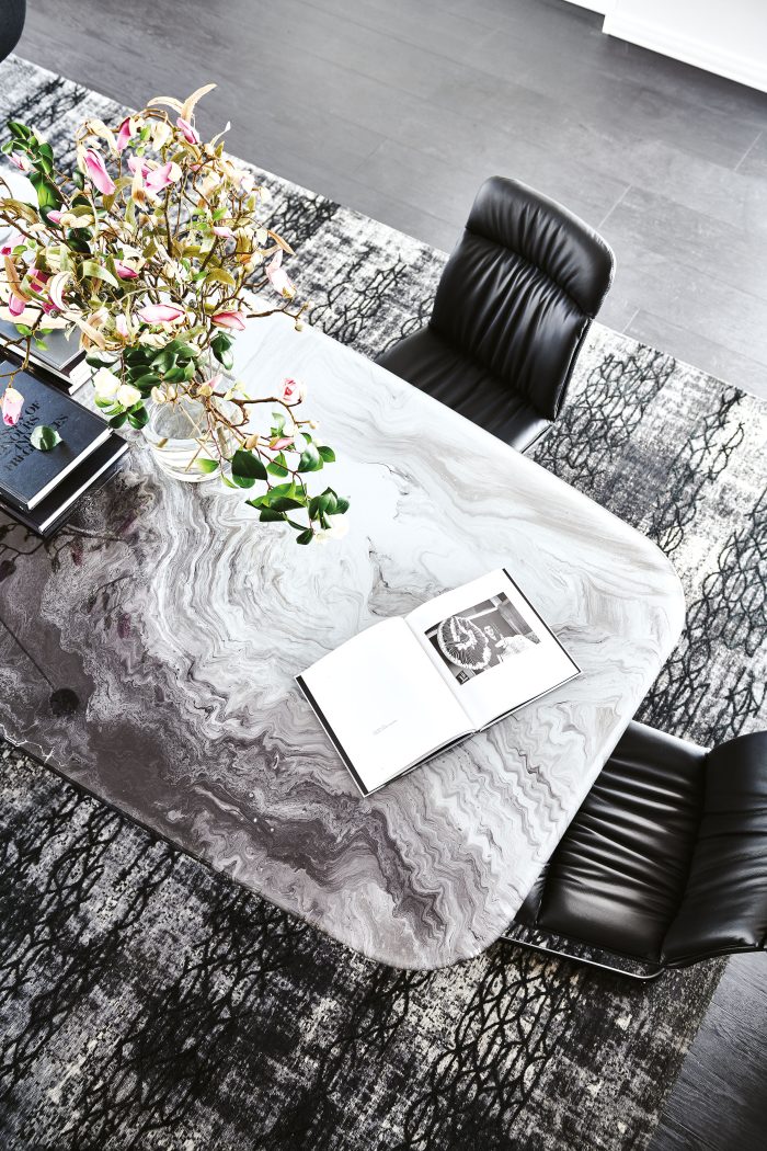 tavolo Eliot Crystalart Cattelan Lato Home
