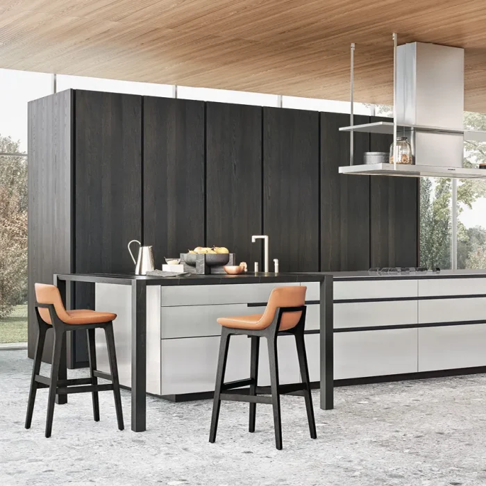 sgabello Ventura di Poliform Lato Home