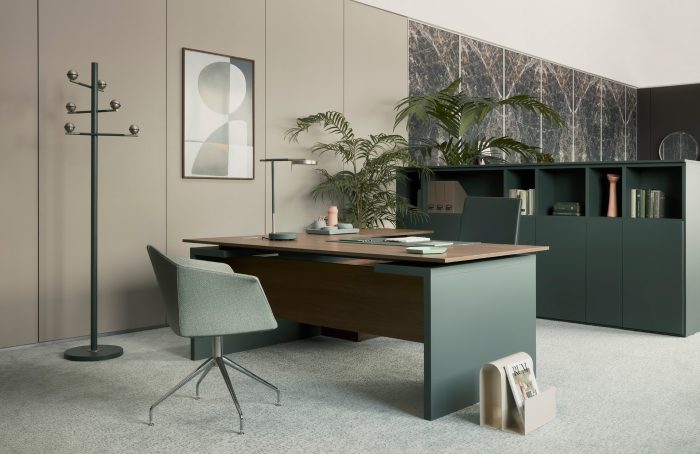 Slim Desk - Image 1