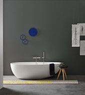 Gout bathtub